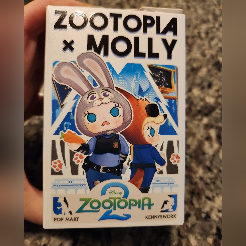 Pop Mart Disney Zootopia 2 x Molly Russ Walrus Figure Authentic